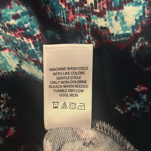 The Pioneer Woman Pull Over Floral Hoodie - Picture 8 of 8